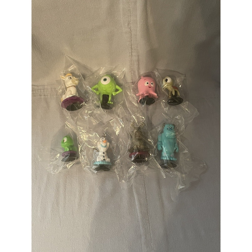 NEW Set of 8 Walt Disney / Pixar Chibi Snapz by Bullistoy Olaf Squirt Sulley‎